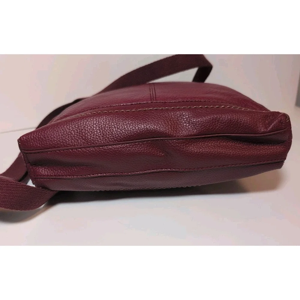The Sak Genuine Red‎ Leather Crossbody Handbag Tan Stitching Vibrant Lining